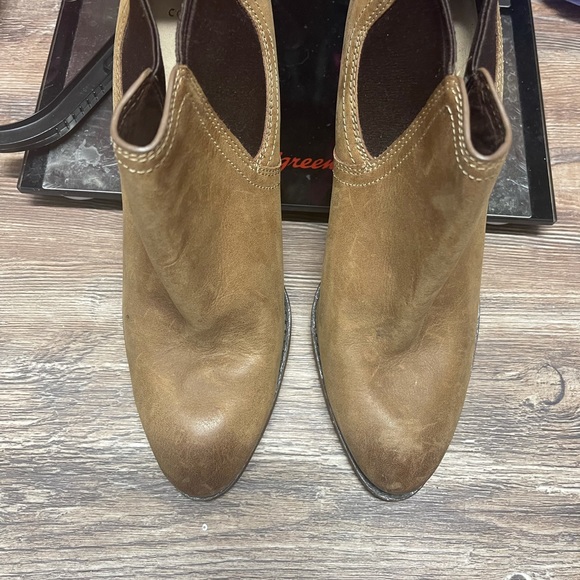 Cole hann ankle booties worn  maybe twice size 81/2 but fits more like 7 1/2 - Picture 5 of 5